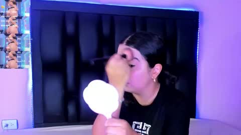 Luna  online show from 11.05.25