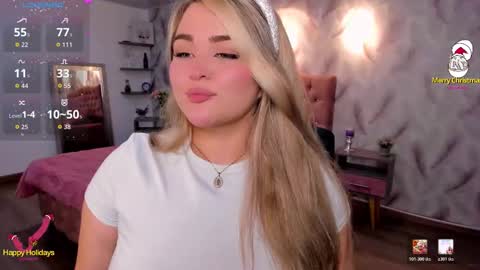 Snapshot of luna_volk chatting on 01.06.26 Luna online show from 01.06.26