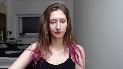 Snapshot of luna_xsensual chatting on 11.26.25 L U N A online show from 11.26.25