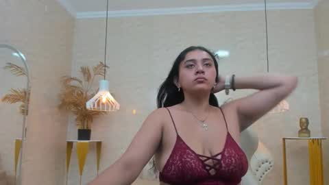 Luna Abril  online show from 03.06.26