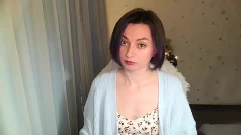 Snapshot of lunaa_bluee chatting on 05.12.26 lunaa_bluee online show from 05.12.26