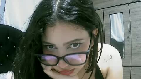 lunaa_sub online show from 01.31.25