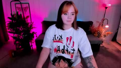 Snapshot of lunaali chatting on 09.08.25 Li online show from 09.08.25