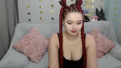 Snapshot of lunablueb chatting on 03.01.26 Luna online show from 03.01.26