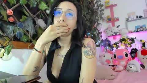 lunacristal_moon online show from 01.12.25