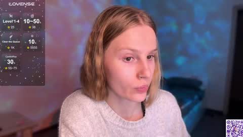 Snapshot of lunacyy chatting on 09.29.25 Britney online show from 09.29.25