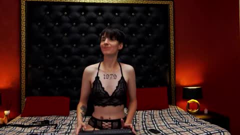 Luna Devil online show from 09.10.25