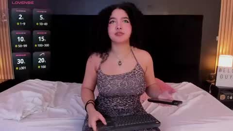 Snapshot of lunadoll18 chatting on 07.26.26 lunadoll18 online show from 07.26.26