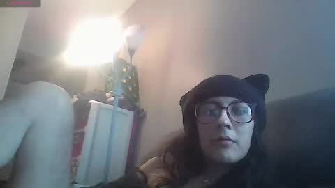 Snapshot of lunafreya92 chatting on 02.01.25 Freya online show from 02.01.25