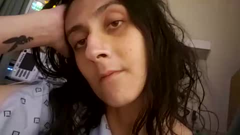 Snapshot of lunafreya92 chatting on 02.17.25 Freya online show from 02.17.25