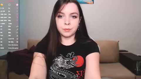 Snapshot of lunalovesuu chatting on 09.09.25 Luna online show from 09.09.25