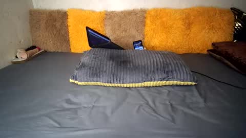 lunalure1 online show from 11.14.25