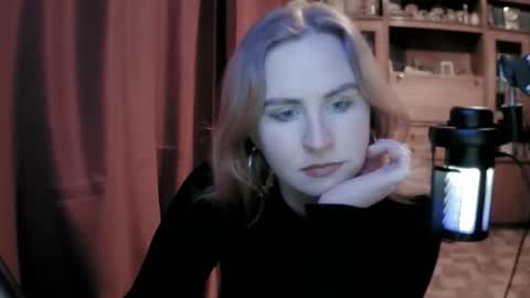 Snapshot of lunamystique_ chatting on 02.06.26 lunamystique_ online show from 02.06.26