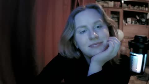 Snapshot of lunamystique_ chatting on 04.09.26 lunamystique_ online show from 04.09.26