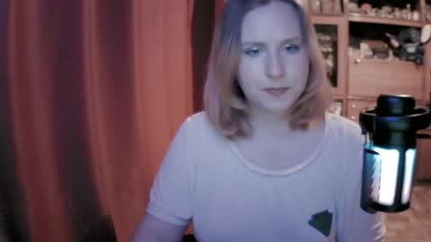 Snapshot of lunamystique_ chatting on 04.28.26 lunamystique_ online show from 04.28.26