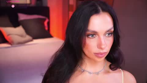 Luna  next streams Mon Fri Sat Sun 8pm-5am gmt0 online show from 06.20.26