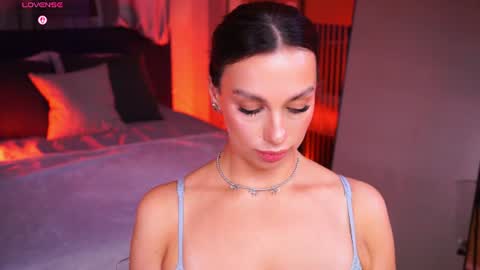 Luna  next streams Mon Fri Sat Sun 8pm-5am gmt0 online show from 07.11.26