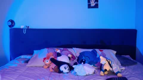 Snapshot of lunapalmer01 chatting on 02.14.26 Julieth online show from 02.14.26