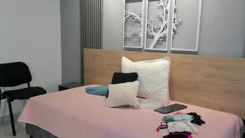 Luna  online show from 01.07.26