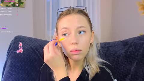 Kelly online show from 09.29.25