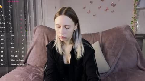Kelly online show from 04.21.26