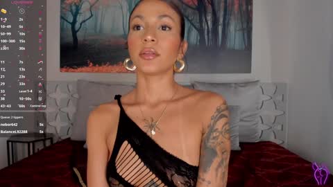 Luna Ruso  online show from 01.16.25