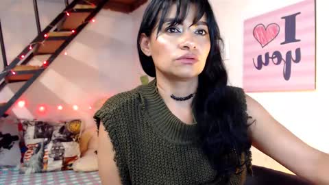 Snapshot of lunasky83 chatting on 02.11.25 luna online show from 02.11.25