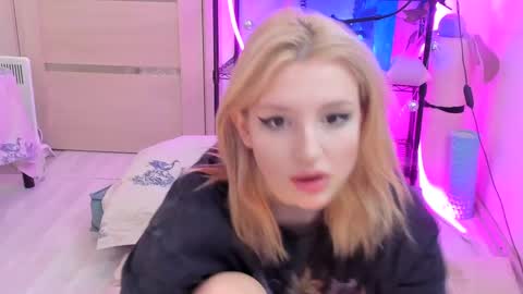 Kate online show from 02.12.25