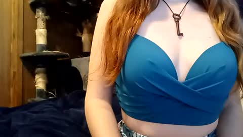 lunathepoet online show from 06.25.26