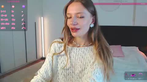 LunaticaBae online show from 03.20.26