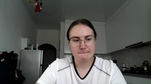 Snapshot of lunavelvet3 chatting on 10.29.25 lunavelvet3 online show from 10.29.25