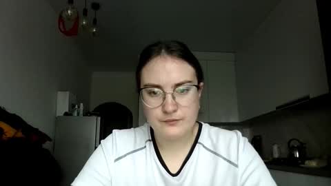 Snapshot of lunavelvet3 chatting on 12.03.25 lunavelvet3 online show from 12.03.25