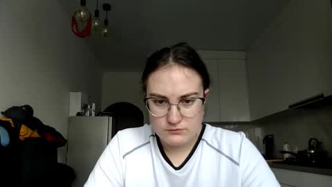 Snapshot of lunavelvet3 chatting on 12.04.25 lunavelvet3 online show from 12.04.25