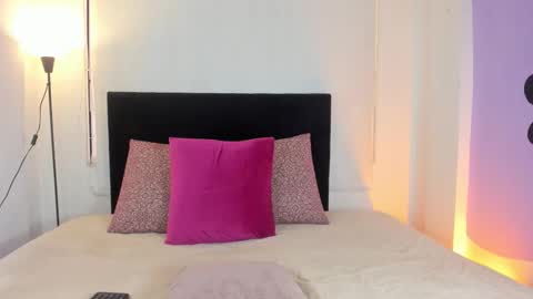 lunavelvet7 online show from 01.12.26