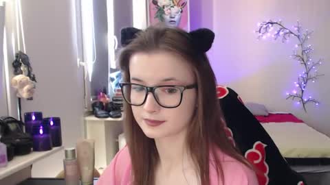LunaXcherry online show from 05.02.26