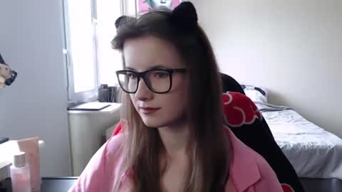 LunaXcherry online show from 06.13.26