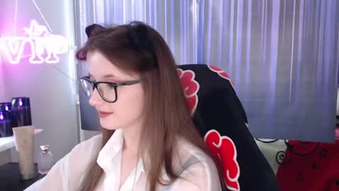 LunaXcherry online show from 06.25.26