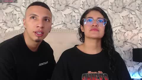 Luna and Kian online show from 04.25.26