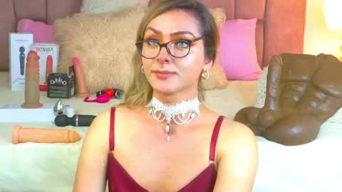 lunitadiva online show from 04.19.26