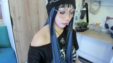 lunivyra online show from 07.30.26