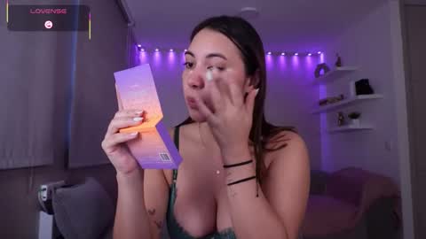 Snapshot of lupe_jones22 chatting on 11.20.25 Lupe - Independent online show from 11.20.25