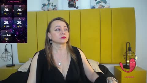 Lupita223 online show from 01.04.25