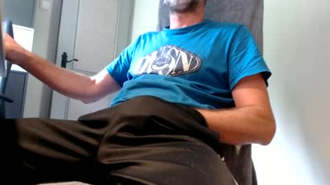 Snapshot of lure4beef chatting on 06.17.26 lure4beef online show from 06.17.26