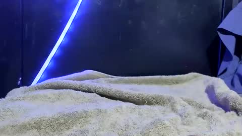 lurkus online show from 12.21.25