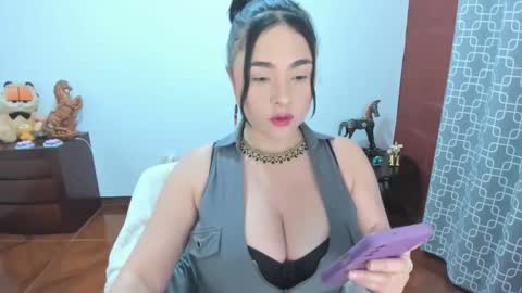PAULINA online show from 04.13.26