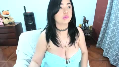 Snapshot of luscious86 chatting on 07.20.26 PAULINA online show from 07.20.26