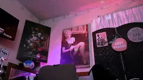 Snapshot of lusciouslibra82 chatting on 11.08.25 .Clarissa. Follow me on Instagram miss buns online show from 11.08.25