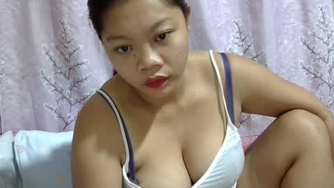 LushPinay online show from 01.12.25