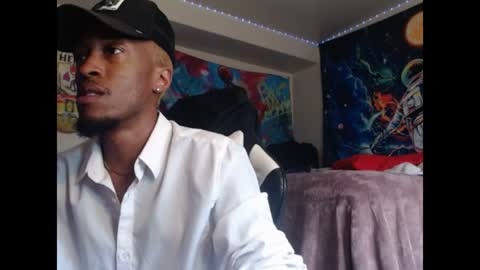 Snapshot of lust_j chatting on 06.26.26 LUST online show from 06.26.26