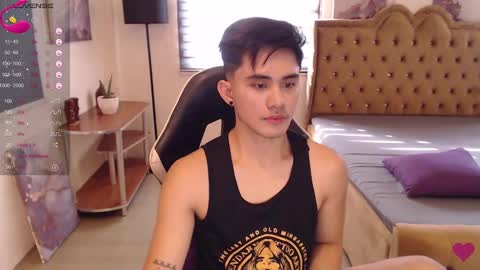 Snapshot of lustdesirex19 chatting on 01.24.25 David online show from 01.24.25